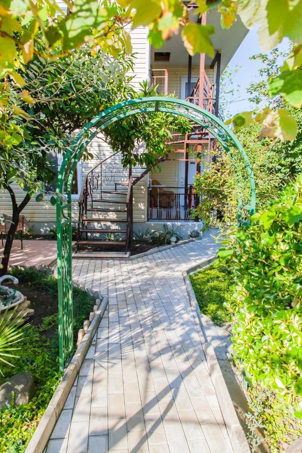 Primorie Guest House Tsandrypsh Exterior photo